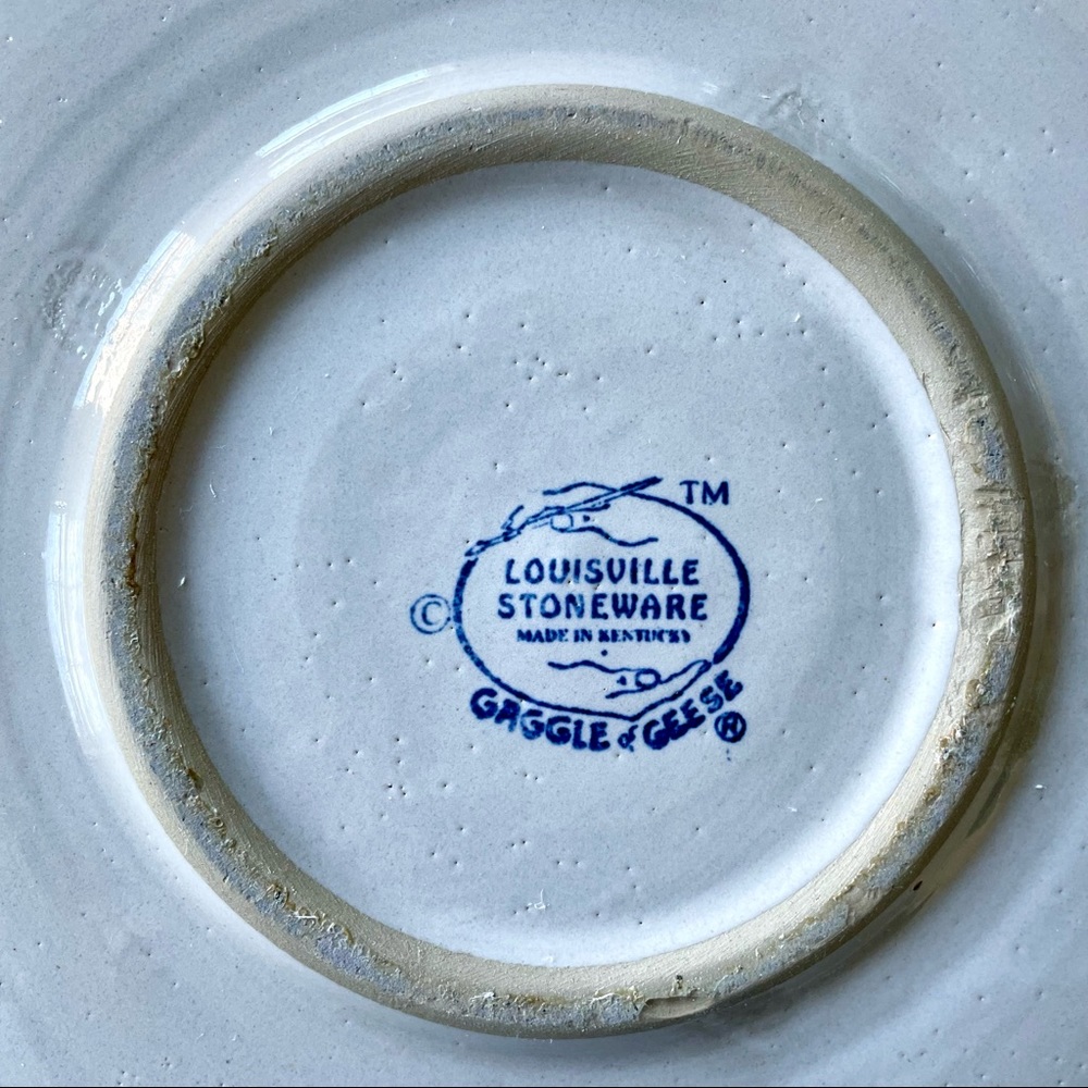 Louisville Stoneware•VINTAGE and LIKE NEW•Gaggle of Geese•Chip/Dip Platter+Bowl - Picture 12 of 15